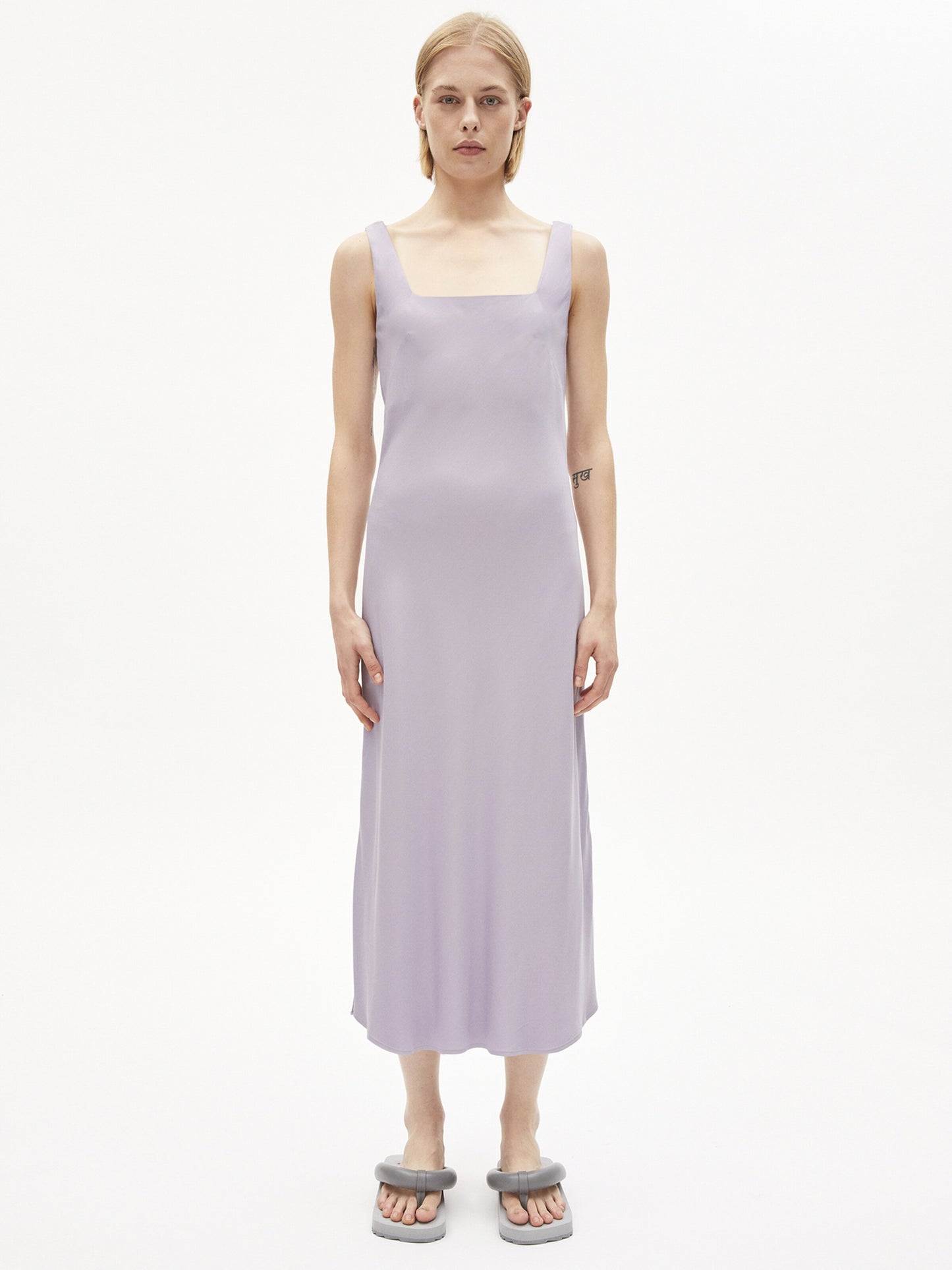Armedangels Maxi Jurken Jurk Elidia Dames Pastellila