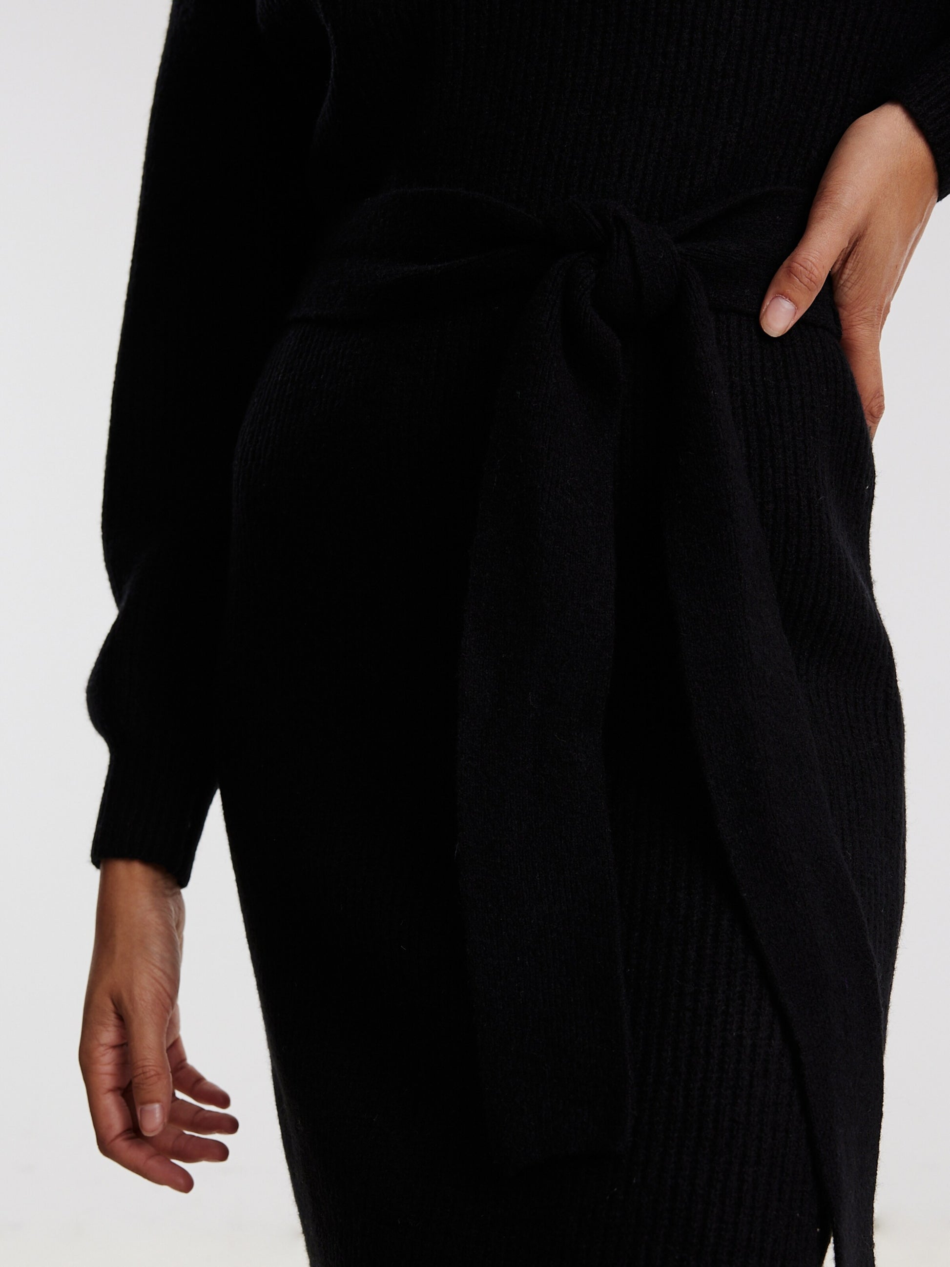 EDITED Midi Jurken Jurk Silvie Dames Zwart