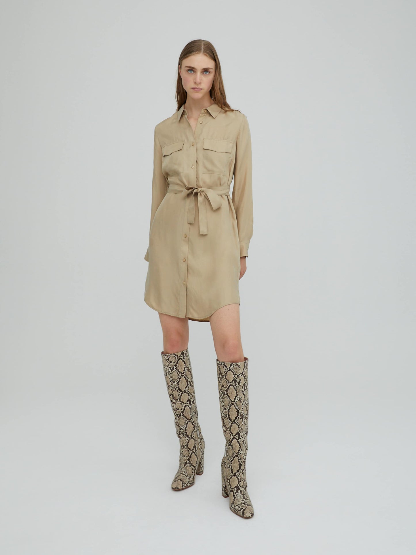 EDITED Blousejurken Blousejurk Farha Dames Beige