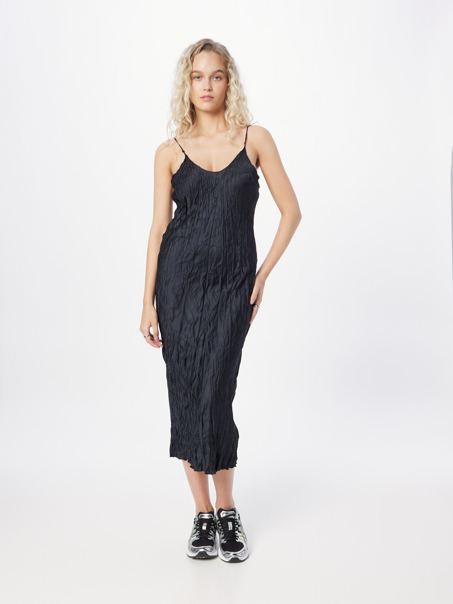 WEEKDAY Midi Jurken Jurk Lea Dames Zwart
